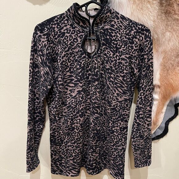 Leopard Mock Neck Sequin Sweater Keyhole‎ Opening Dillards - Picture 1 of 5